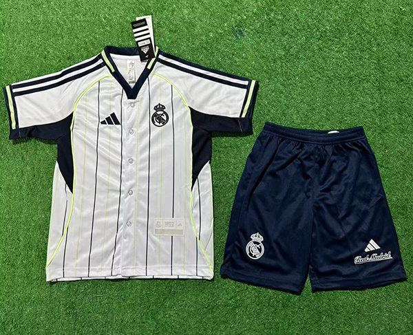 Real Madrid gyerek baseball ing+nadrág 2025